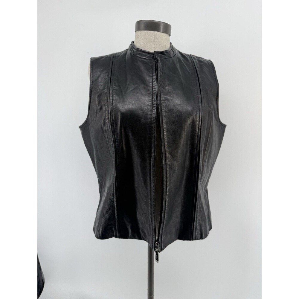 SIENA STUDIO Women’s 100% leather Black Motorcycle Biker vest Size 14